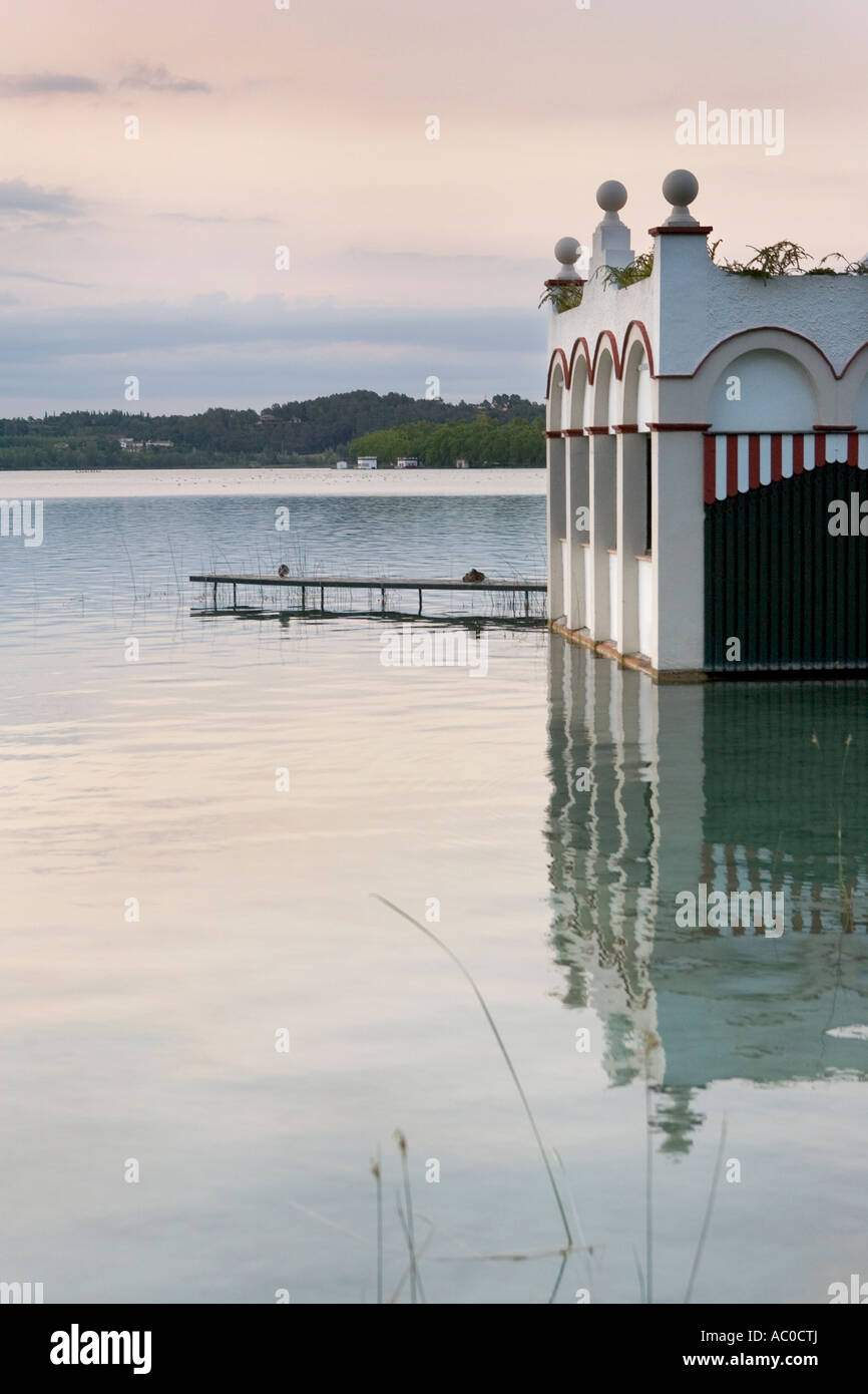 Il lago di Banyoles, provincia di Girona, in Catalogna, Spagna Foto Stock