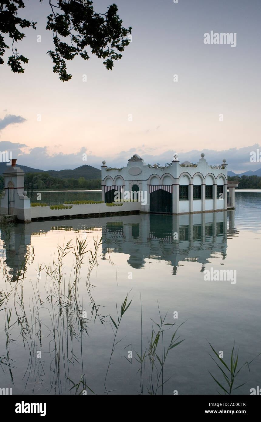 Il lago di Banyoles, provincia di Girona, in Catalogna, Spagna Foto Stock