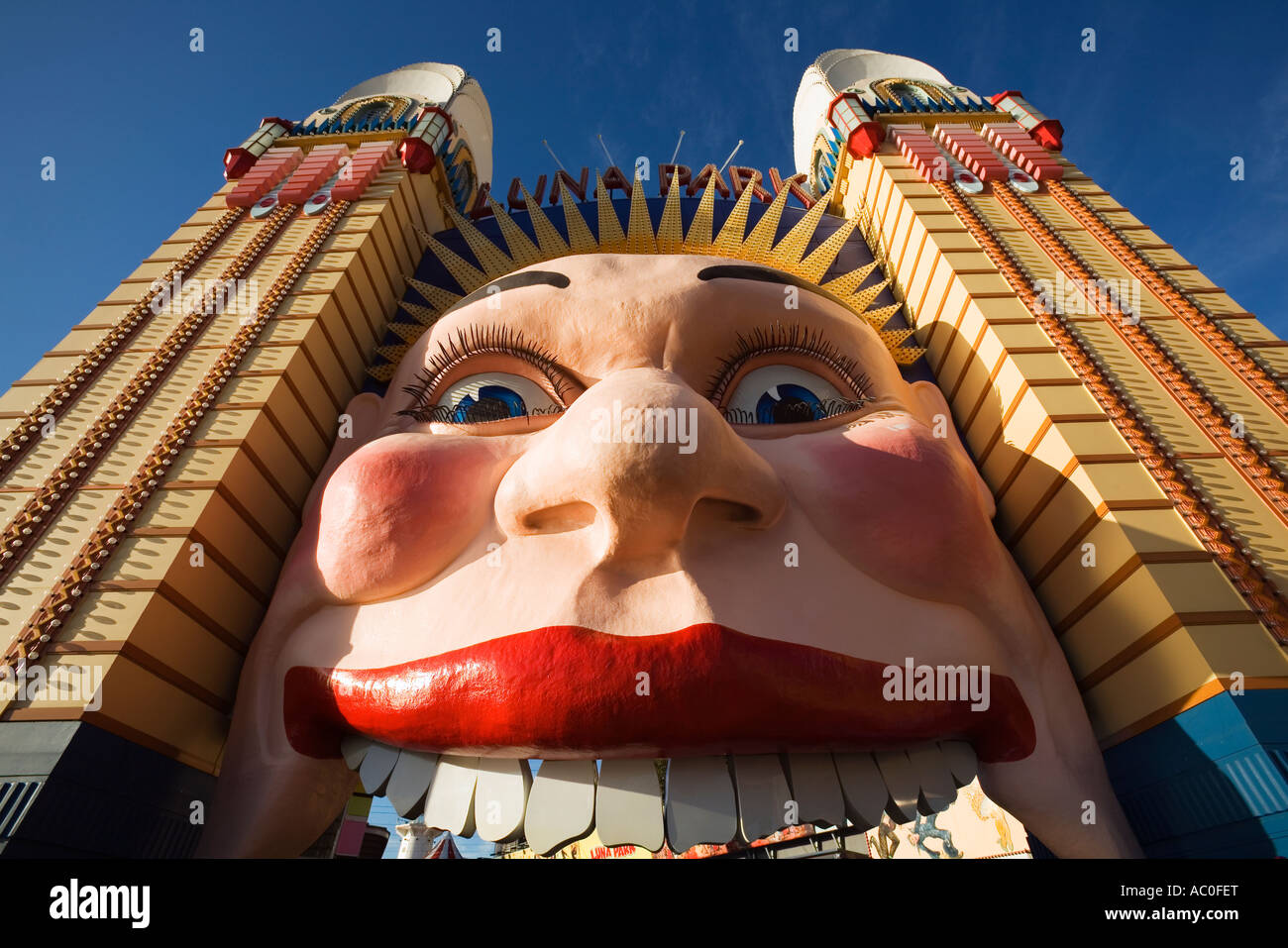 Il viso sorridente ingresso al Luna Park di Lavanda sulla baia di Sydney North Shore Foto Stock