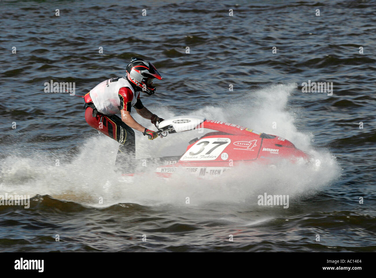 Jet Ski Racing. Presa sul Fiume Tees Barrage in Stockton Inghilterra durante un jet ski racing championship il Foto Stock