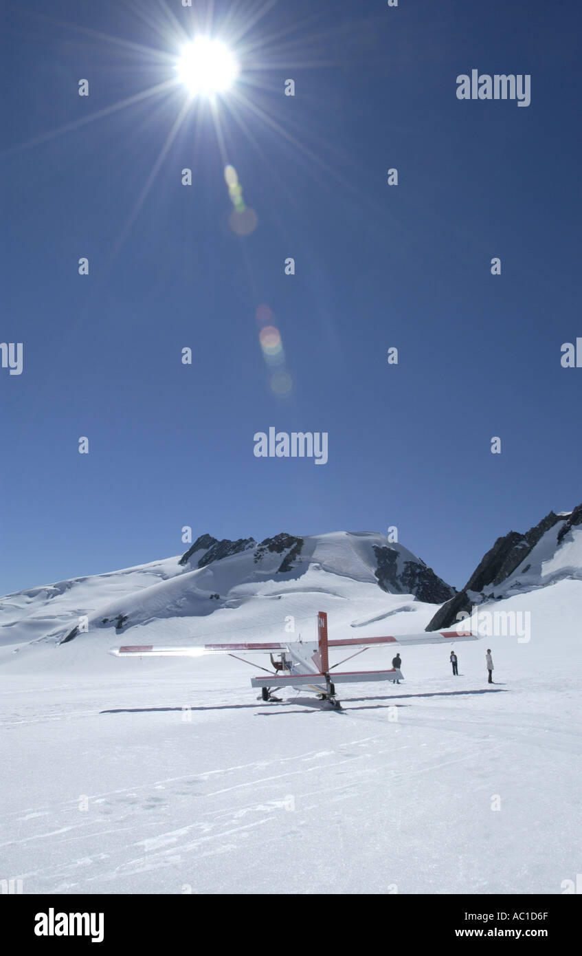 Skiplane su Mt Cook snowfield, Nuova Zelanda Foto Stock