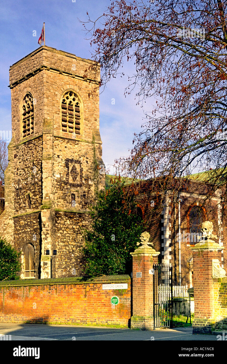 St Nicholas' chiesa in Deptford, Londra. Christopher Marlowe è qui sepolto. Foto Stock