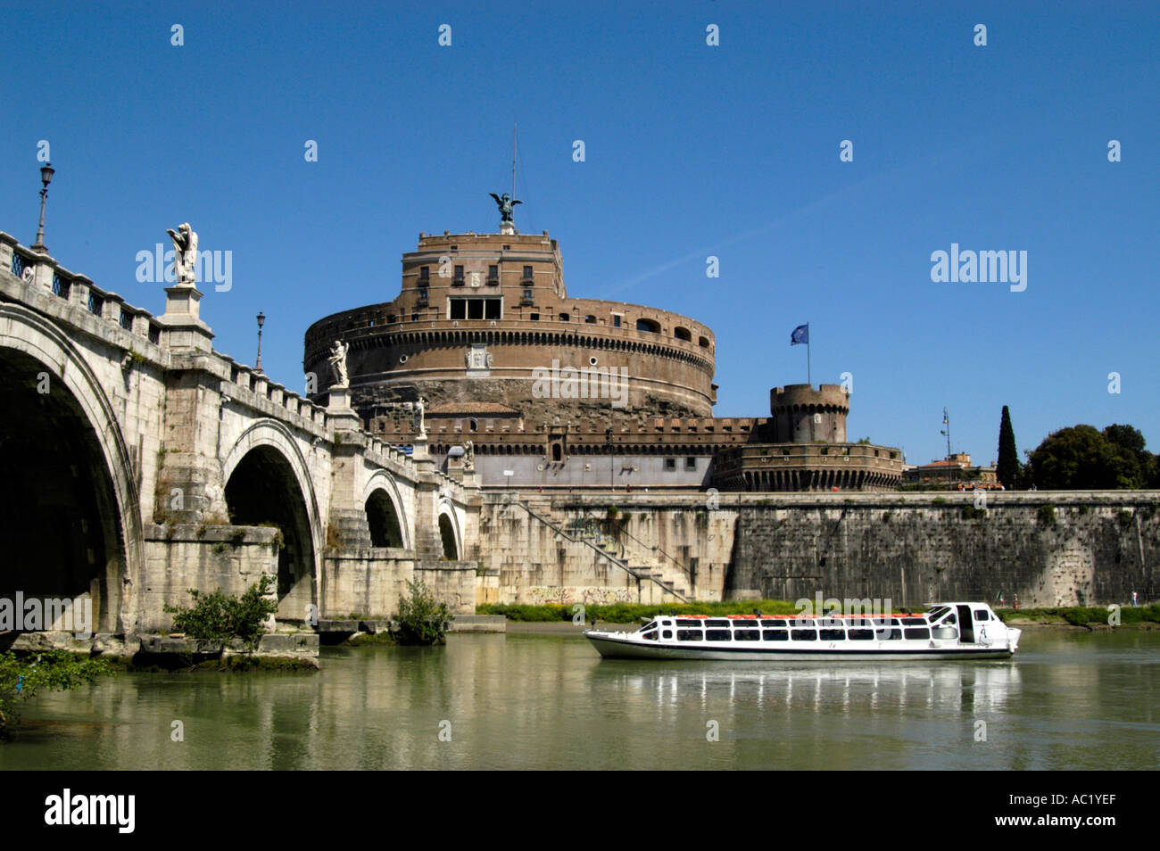 Castel Sant Angelo e Ponte Sant Angelo, Roma Italia Foto Stock