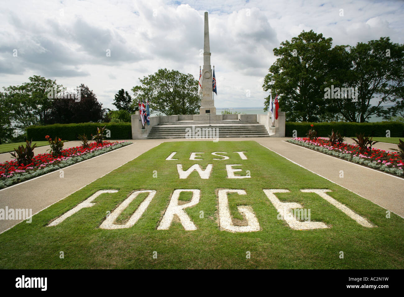 Il cenotafio, veterani giorno, Southend on Sea Essex England Regno Unito Foto Stock