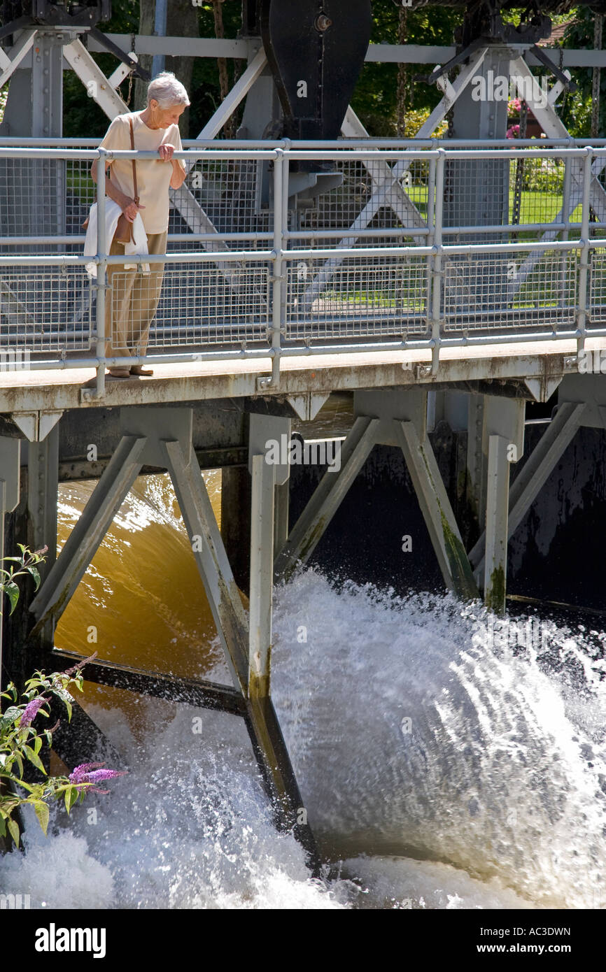 Abingdon serratura dopo diversi giorni di heavy rain Foto Stock