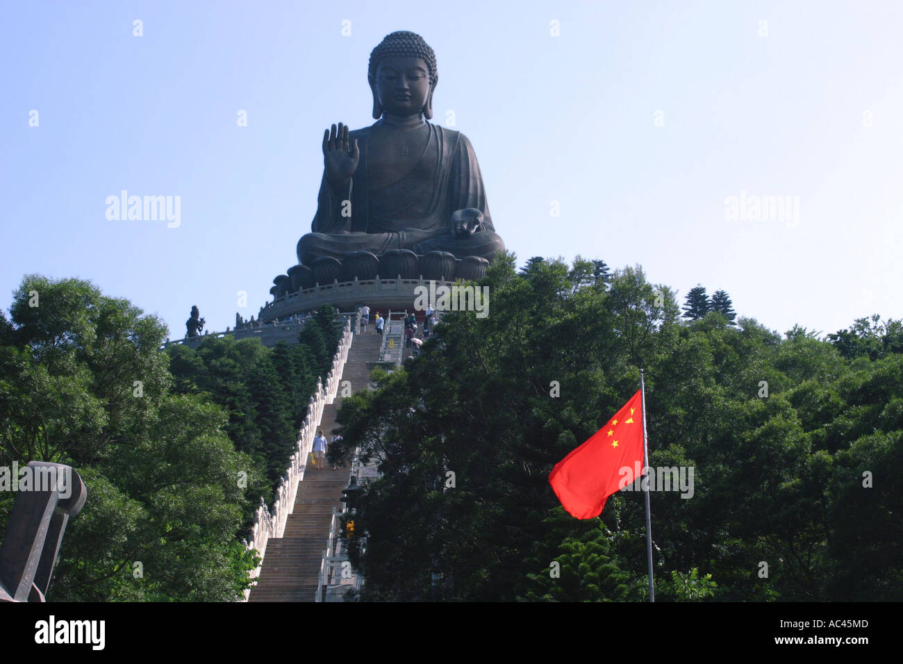 Di Hong Kong di Big Buddha Monastero Po Lin Lantau Island Big Buddha Hong Kong Ngong Pin Funivia Foto Stock