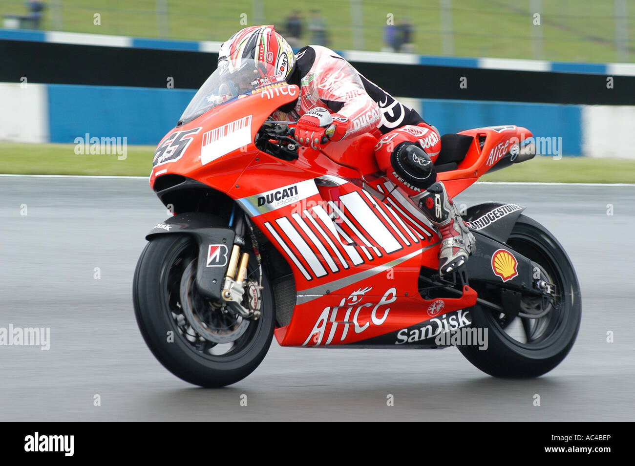 Loris Capirossi (ITA) al 2007 Nickel & Dime British Motorcycle Grand Prix - Donington Park Foto Stock