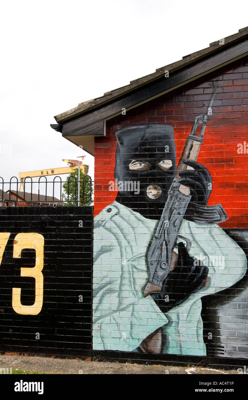 Murali settaria su una station wagon lealisti Belfast Foto Stock