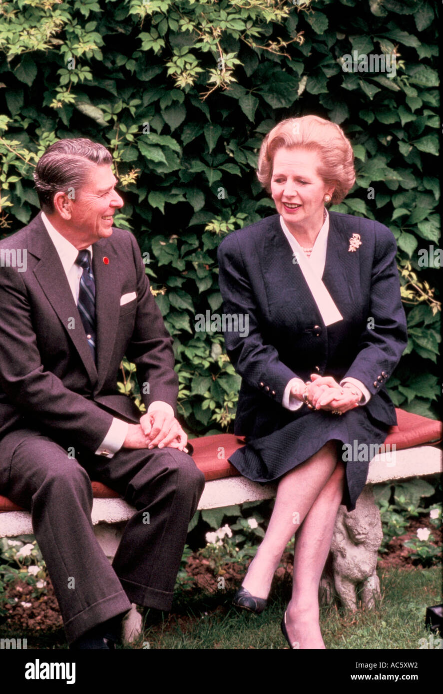 RONALD REAGAN e Margaret Thatcher a CAPRINI HOTEL durante il Vertice economico Venezia ITALIA 6 87 Foto Stock