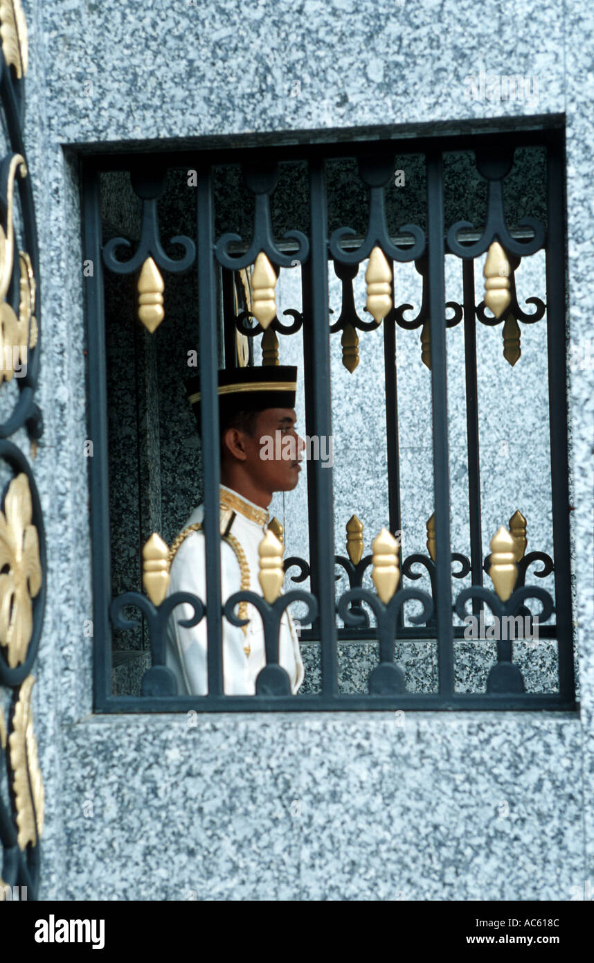 Guardia al re Palace Kuala Lumpur in Malesia Foto Stock