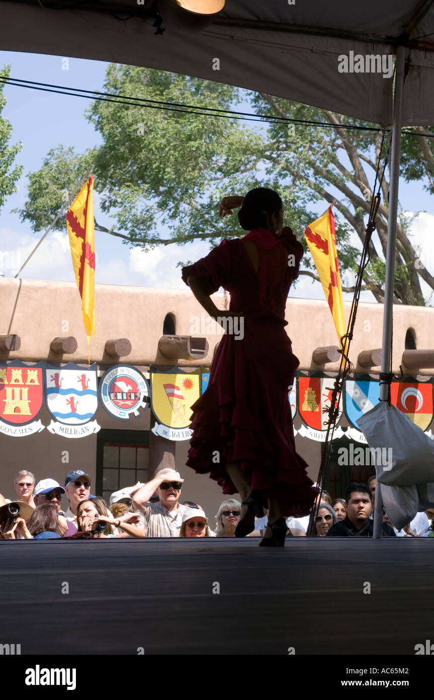 La ballerina di flamenco al Fiesta de Santa Fe New Mexico la nuova generazione di ballerini Foto Stock