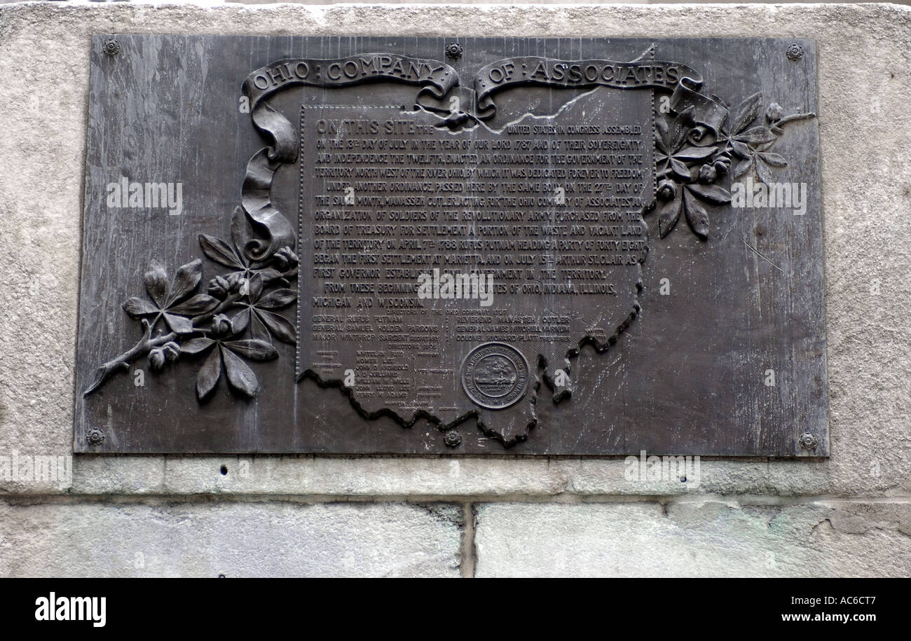 La lapide che ricorda il nord-ovest Ordinanza sul Federal Hall National Memorial Foto Stock