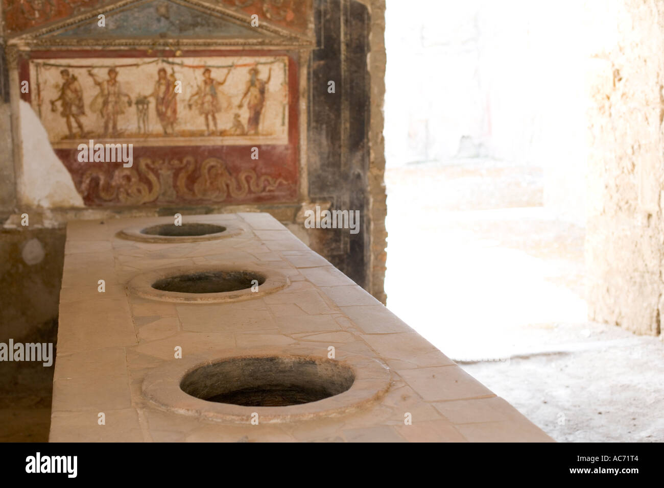 Contatore di servizio in un negozio romano a Pompei Italia Foto Stock