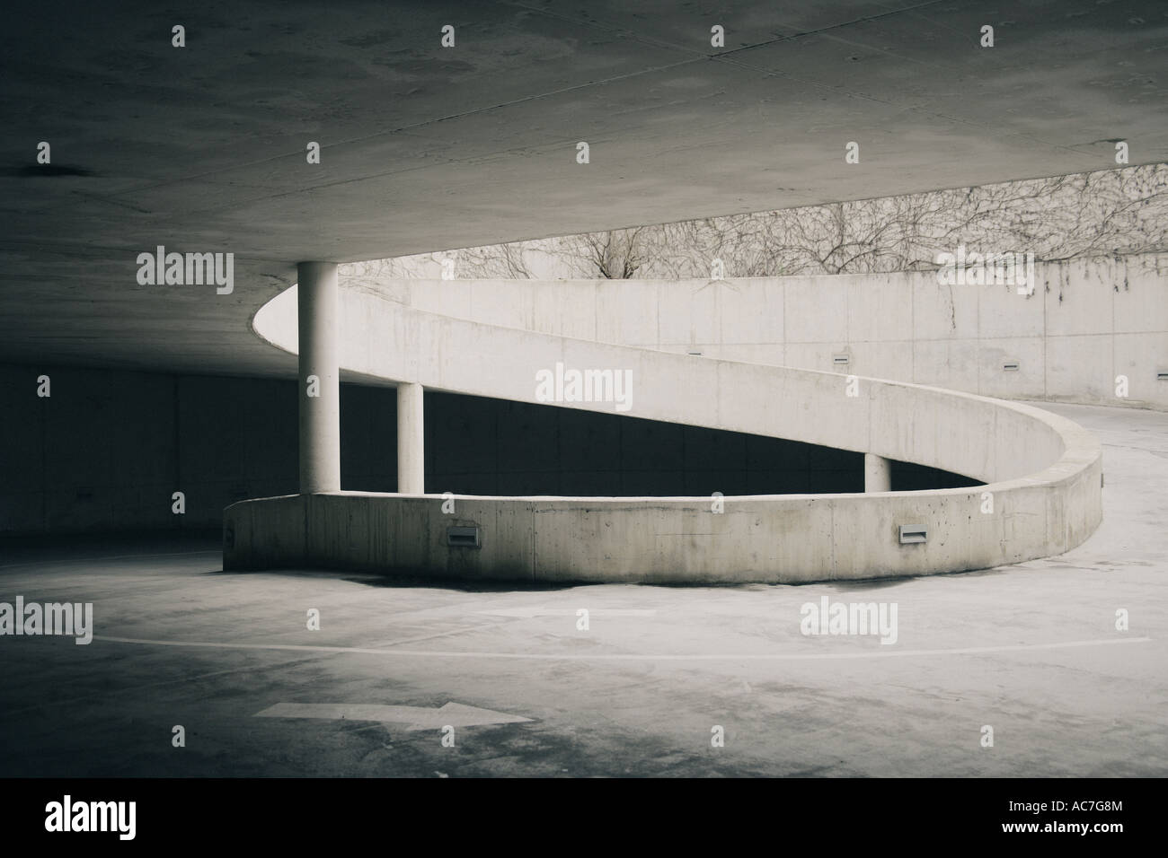 Parcheggio sotterraneo Foto Stock
