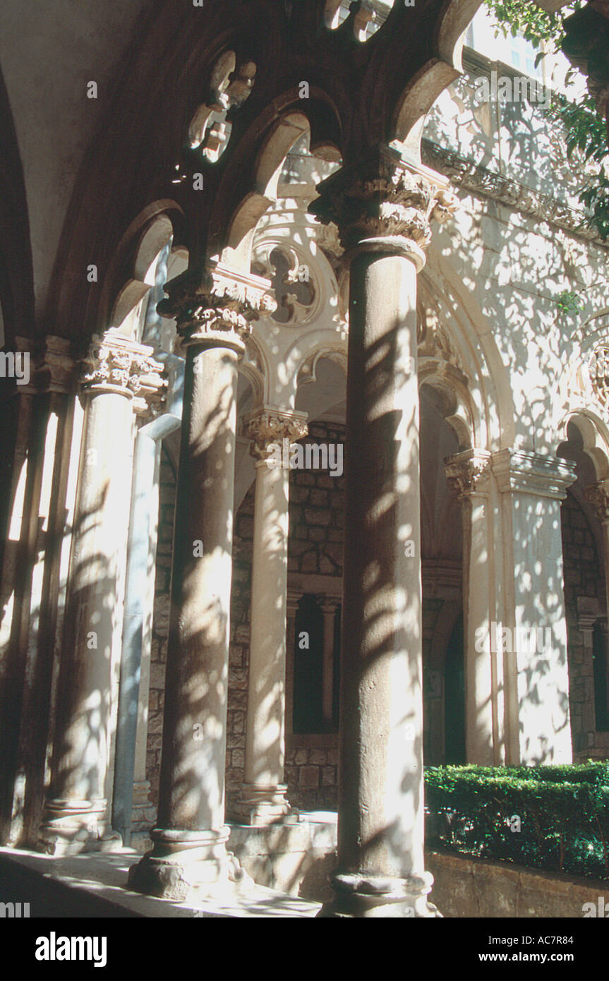 I chiostri presso il monastero domenicano Foto Stock