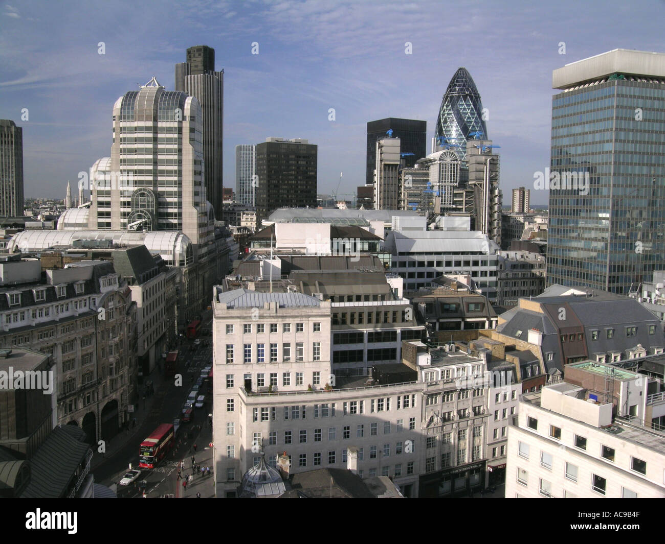 Il quartiere finanziario di Londra Inghilterra REGNO UNITO giorno Foto Stock