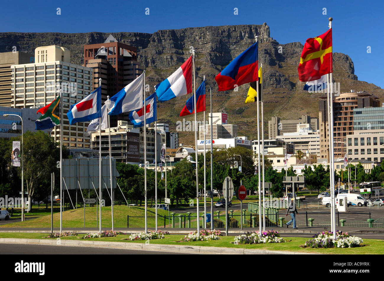 Il centro città e la Table Mountain e Cape Town, Sud Africa Foto Stock