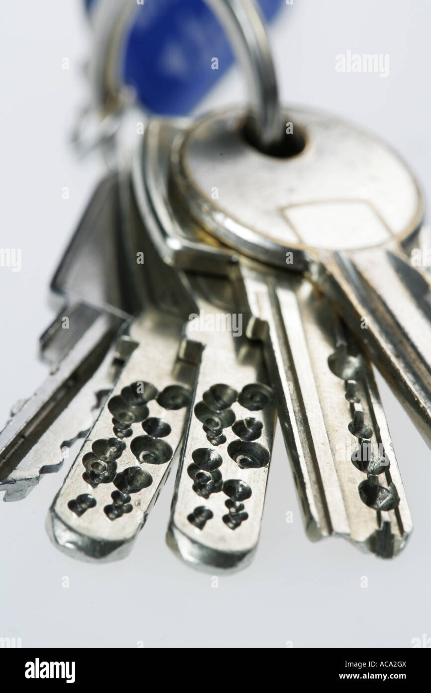 Mazzo di chiavi con chiavi per serratura di sicurezza Foto Stock