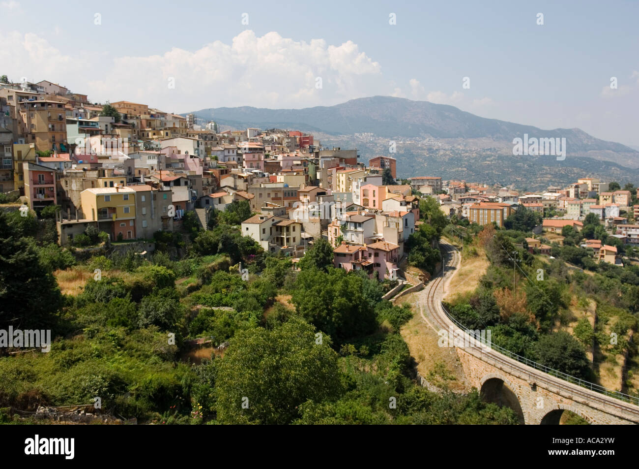 Piccola città Lanusei, Sardegna, Italia Foto stock - Alamy