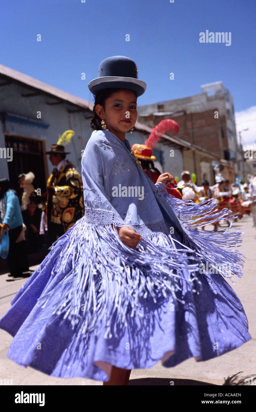Ballerino Cholita - Puno Week festival, Puno, Perù Foto Stock