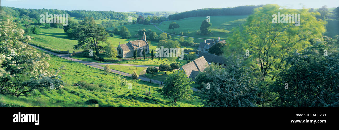 Campagna di Cotswolds nr Stroud GLOUCESTERSHIRE REGNO UNITO Foto Stock