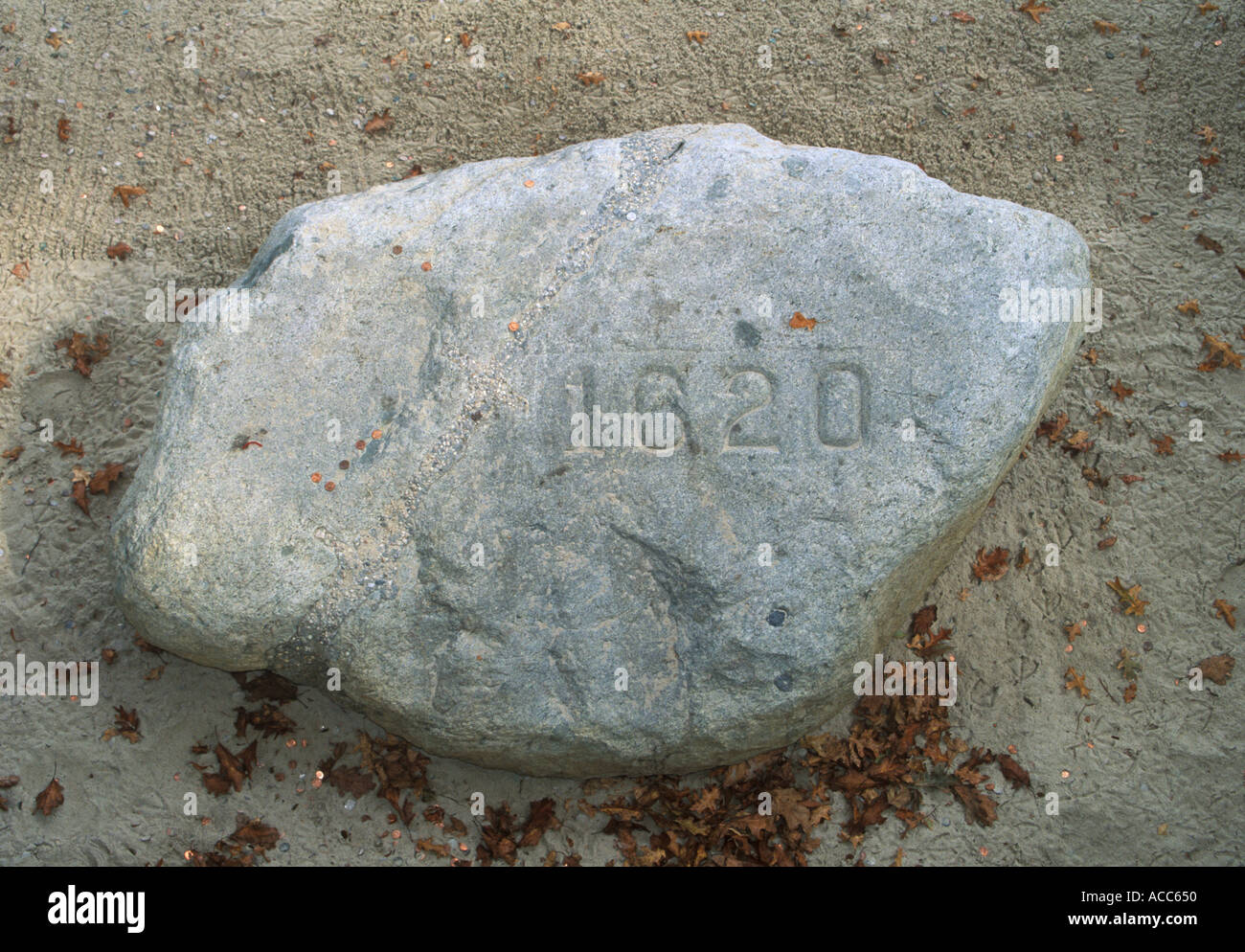 Plymouth Rock il luogo dove i pellegrini sbarcati nel 1620 in Massachusetts, STATI UNITI D'AMERICA Foto Stock