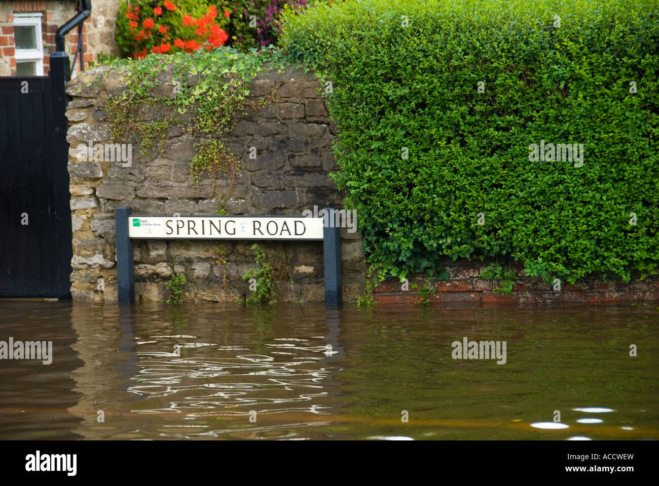 In un invaso Road. La molla Road Abingdon Oxfordshire Foto Stock