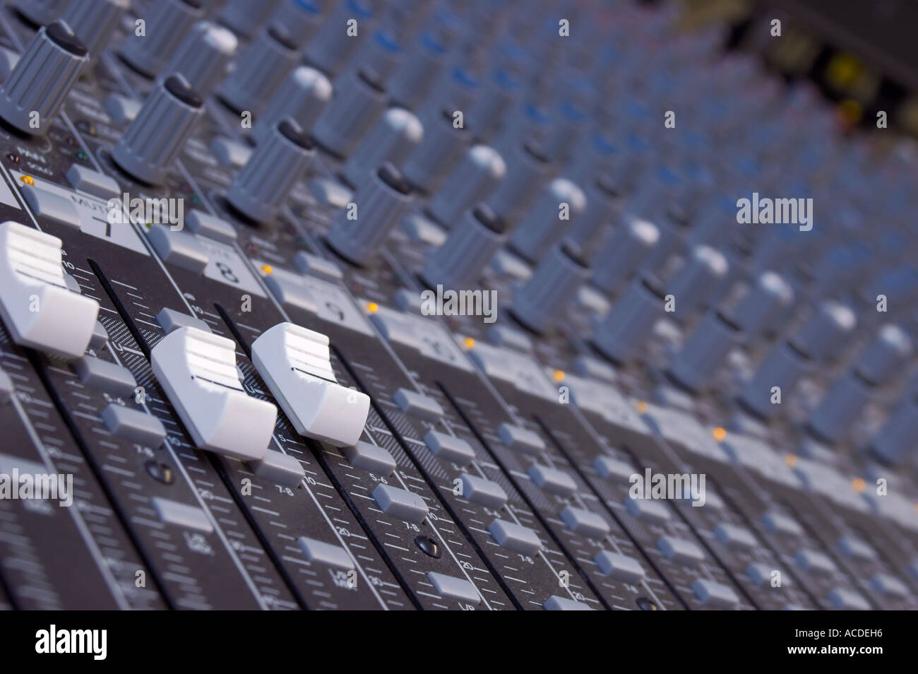 Mixer Audio close up con profondità di campo Foto Stock