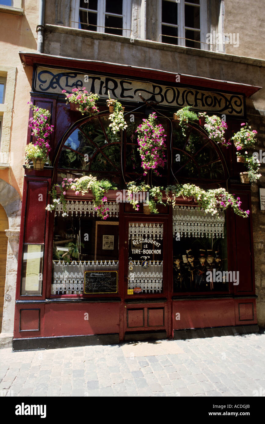 Architettura particolare di un ristorante Lyon Francia Le Tire Bouchon Foto Stock