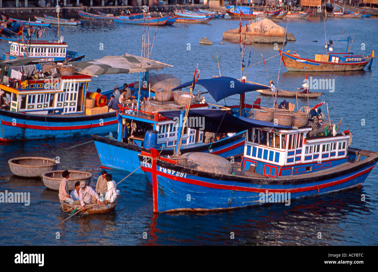 Il Vietnam Nha Trang barche da pesca Foto Stock