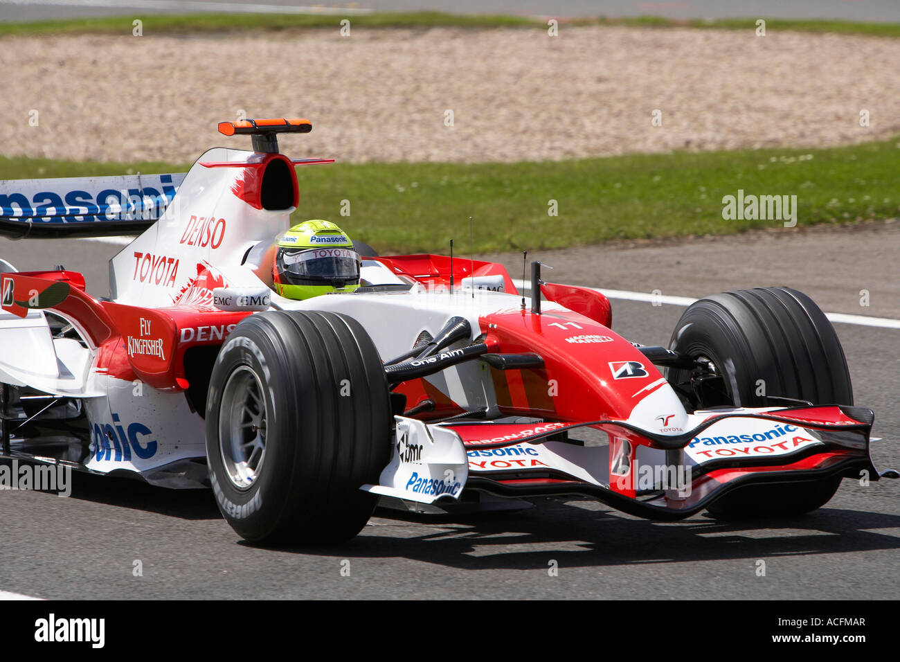 Ralf Schumacher alla guida della sua Panasonic Toyota presso il British Grand Prix 2007 Foto Stock