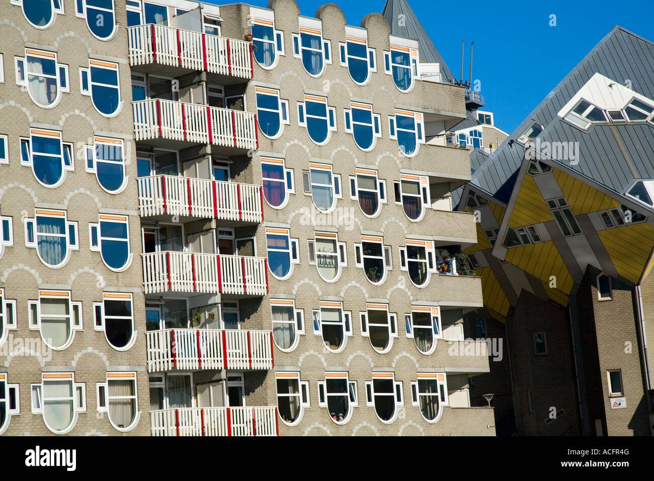 Lo stile di vita moderno, edifici di appartamenti a Rotterdam, Olanda Foto Stock