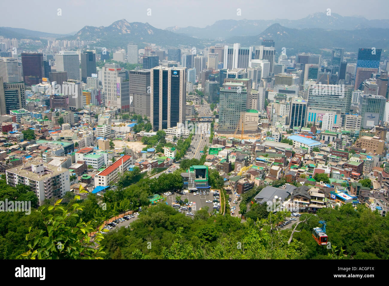 Downtown di Seul Skyline Cityscape di Namsan Seoul COREA DEL SUD Foto Stock