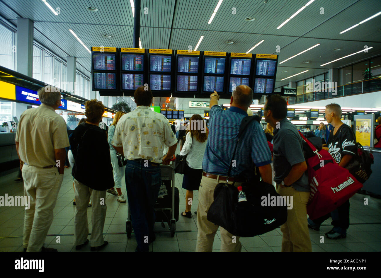 Amsterdam Olanda aeroporto Schipol monitor informazioni Foto Stock