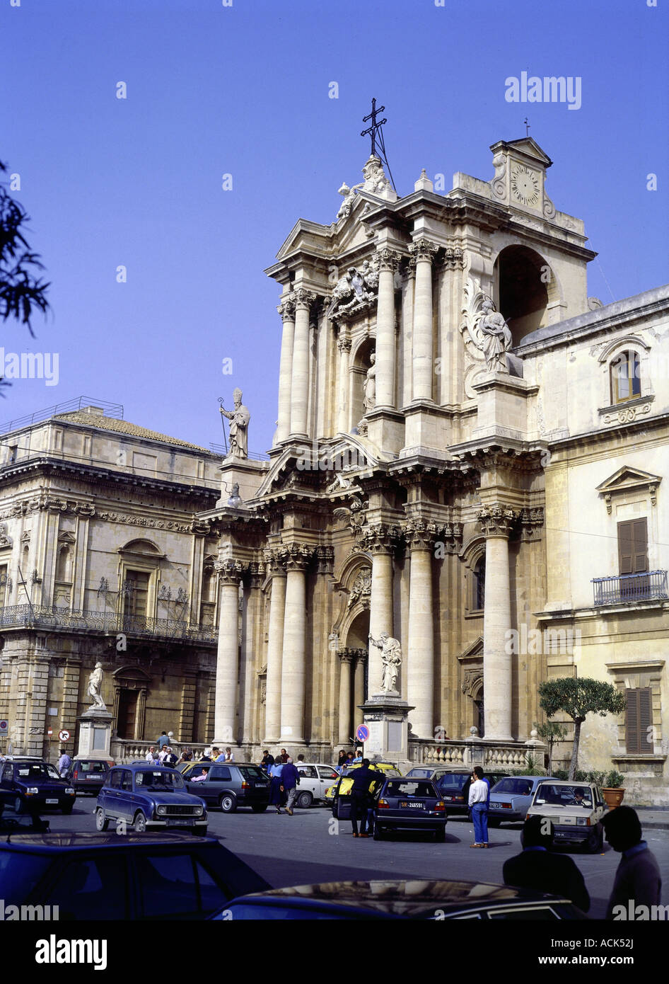Geografia / viaggio, Italia, Sicilia, Siracusa, chiese, Santa Maria delle colonne, costruita nel 8th secolo a.C., vista esterna, Foto Stock
