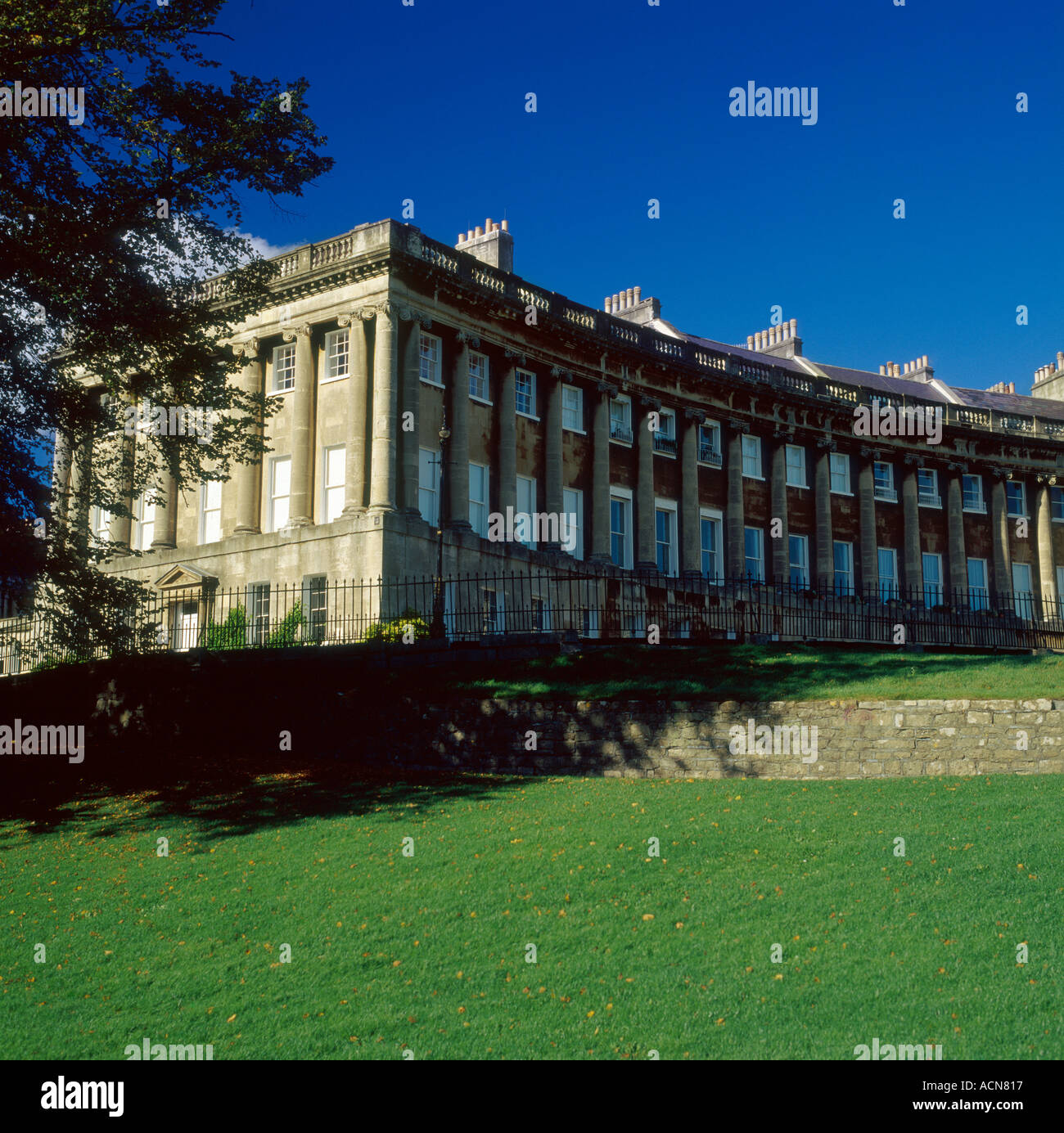 Estremità occidentale del Royal Crescent Bath Somerset Inghilterra Foto Stock