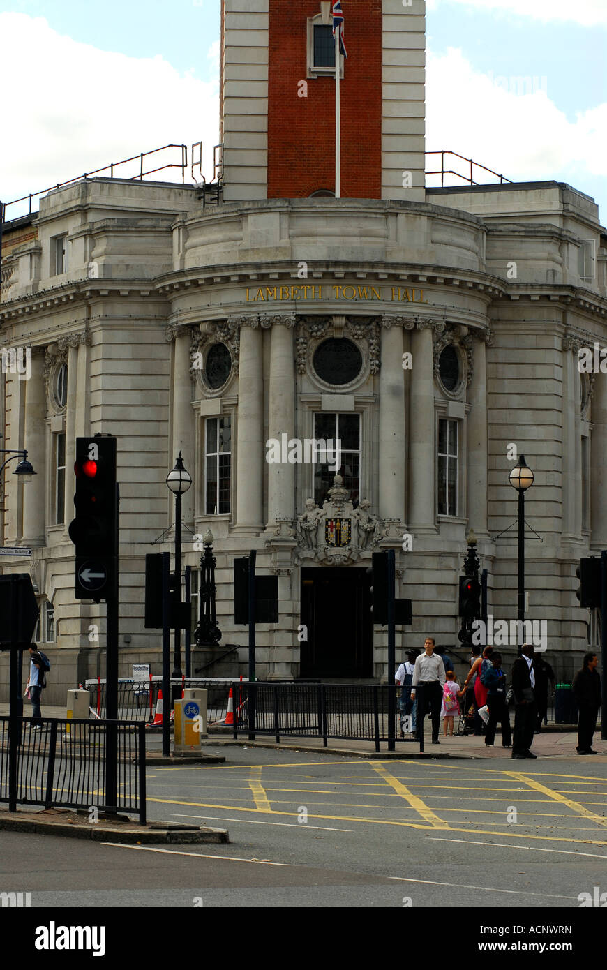 Vista generale del Consiglio di Lambeth Town Hall, Brixton, Londra, Regno Unito. Foto Stock