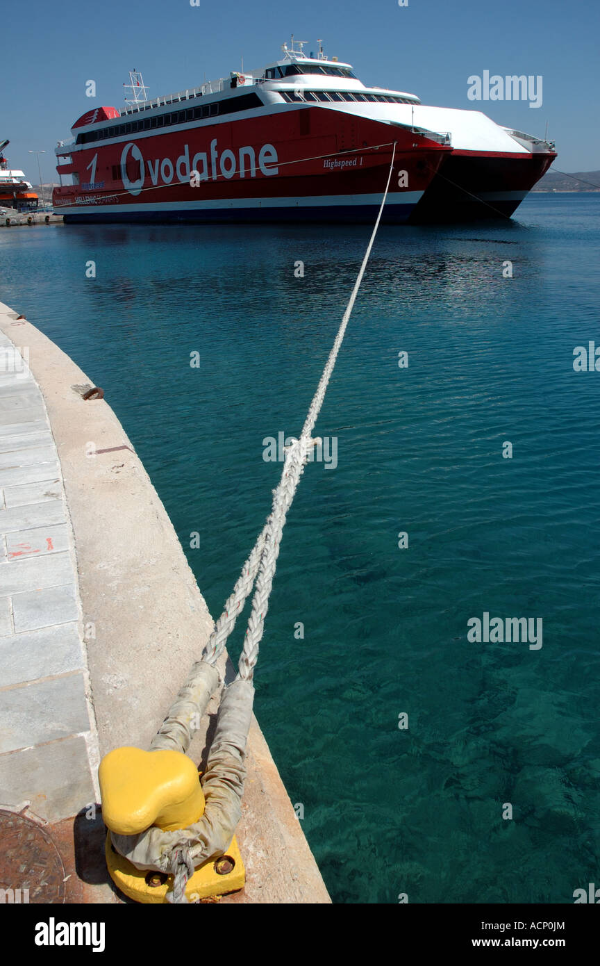 Hellenic Seaways Highspeed 1 ormeggiato a Milos, Grecia Foto Stock