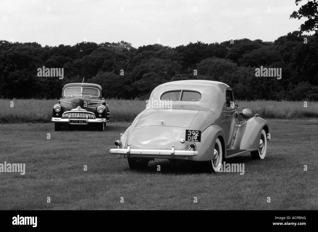 Serie Buick 40 speciale del 1936. Serie Buick 40 speciale del 1948 (nero). Foto Stock