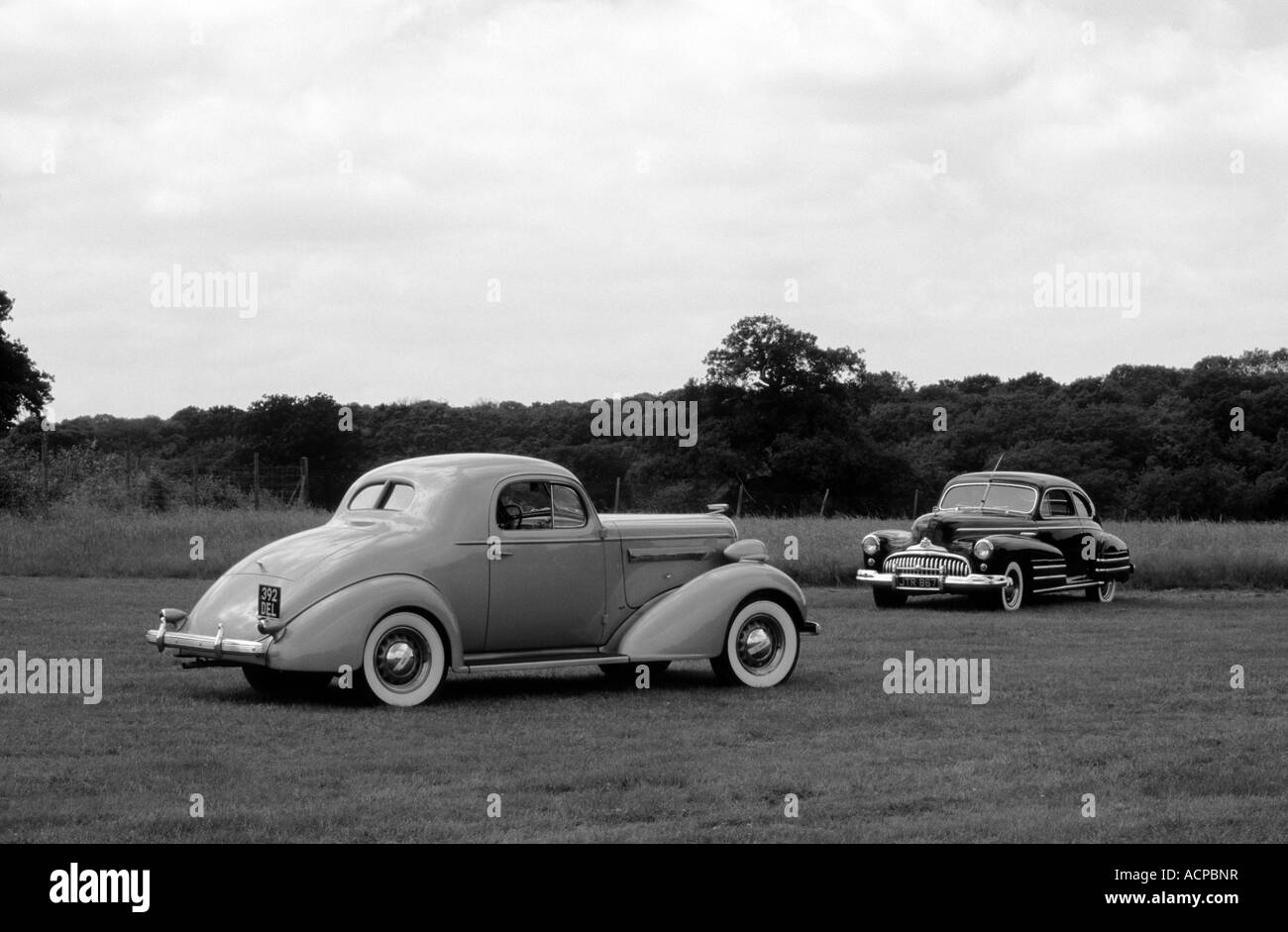 Serie Buick 40 speciale del 1936. Serie Buick 40 speciale del 1948 (nero). Foto Stock