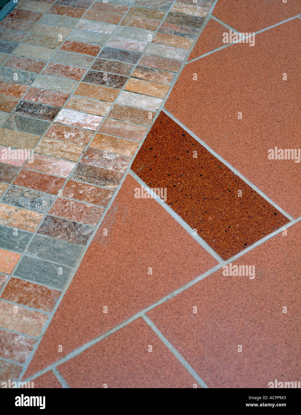 I pavimenti in piastrelle a Chapelfield Shopping Centre Foto Stock