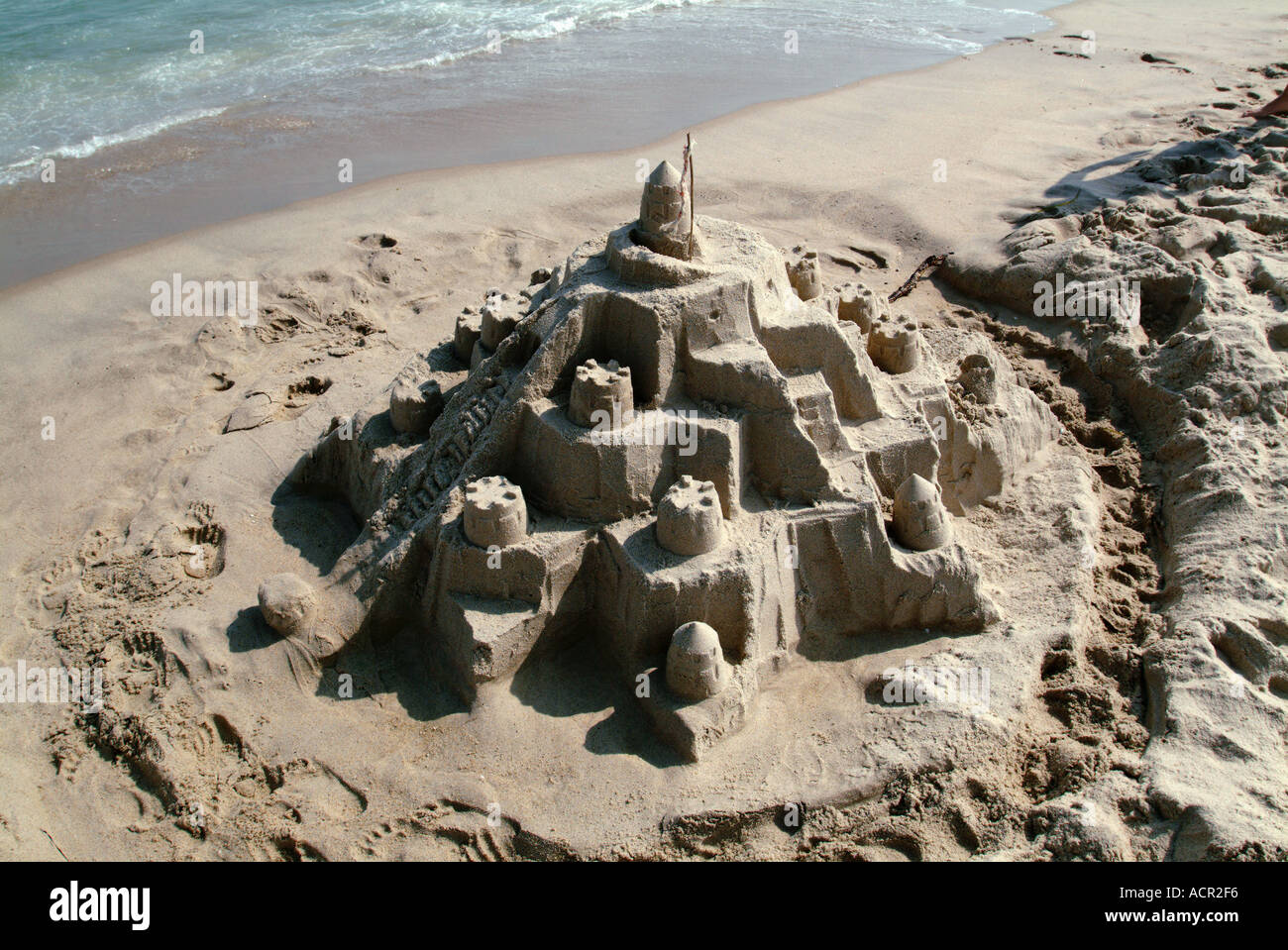 Castello di sabbia e la marea Nantucket Island MA Foto Stock