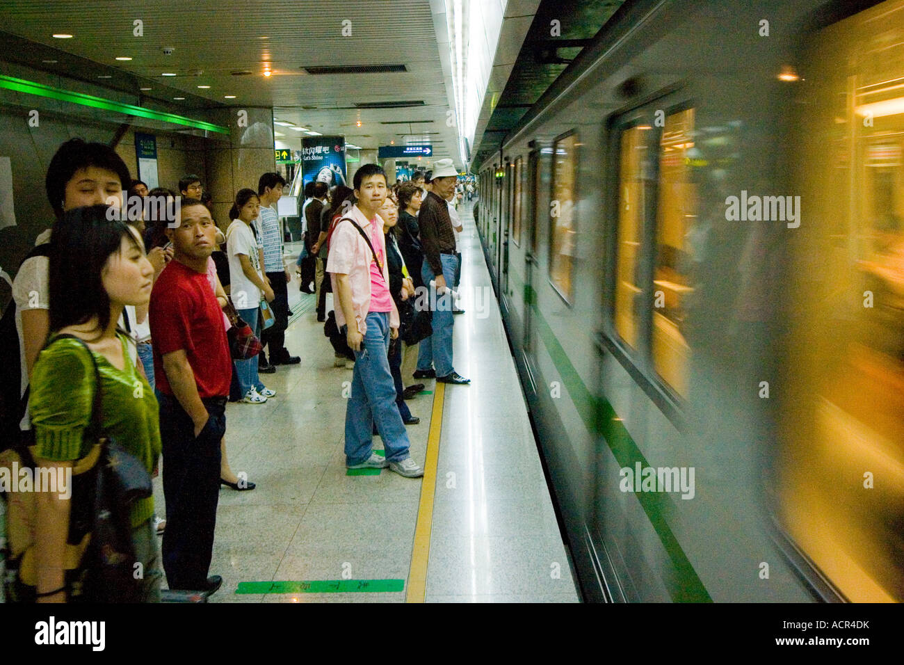 Shanghai Metro a transito rapido sistema di metropolitana di Shanghai in Cina Foto Stock