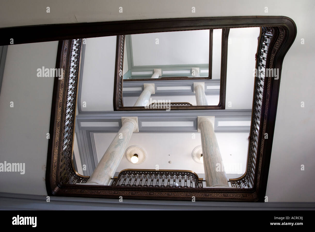 Stairwair interiore del Senato di Russell Edificio per uffici a Washington DC, Stati Uniti d'America. Foto Stock