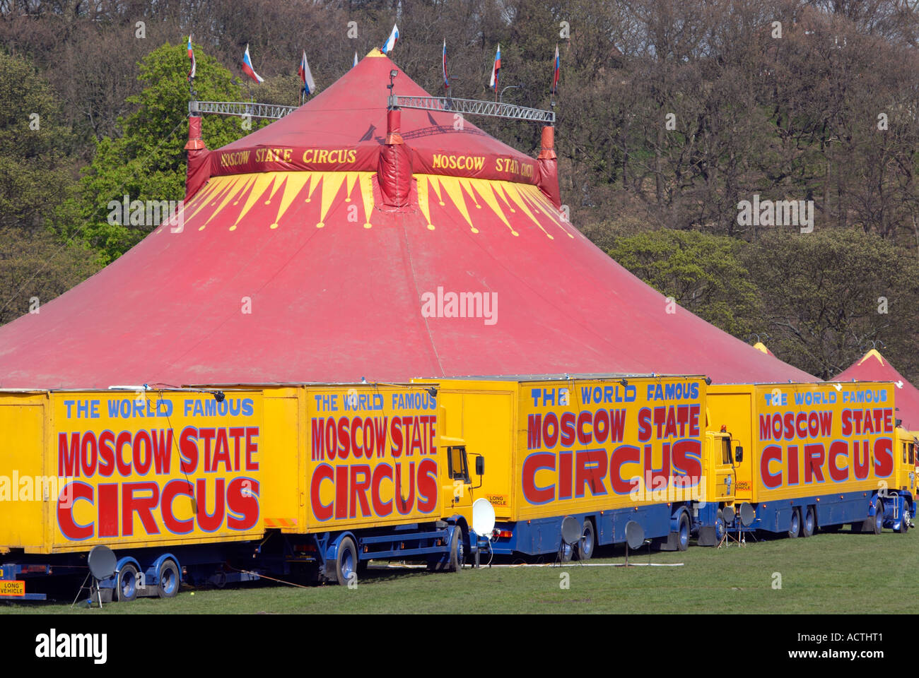 'Mosca membro Circus' in Endcliffe Park in Sheffield "Gran Bretagna" Foto Stock
