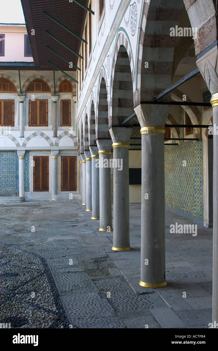 Istanbul Turchia topkapi palace cortile nel harem Foto Stock