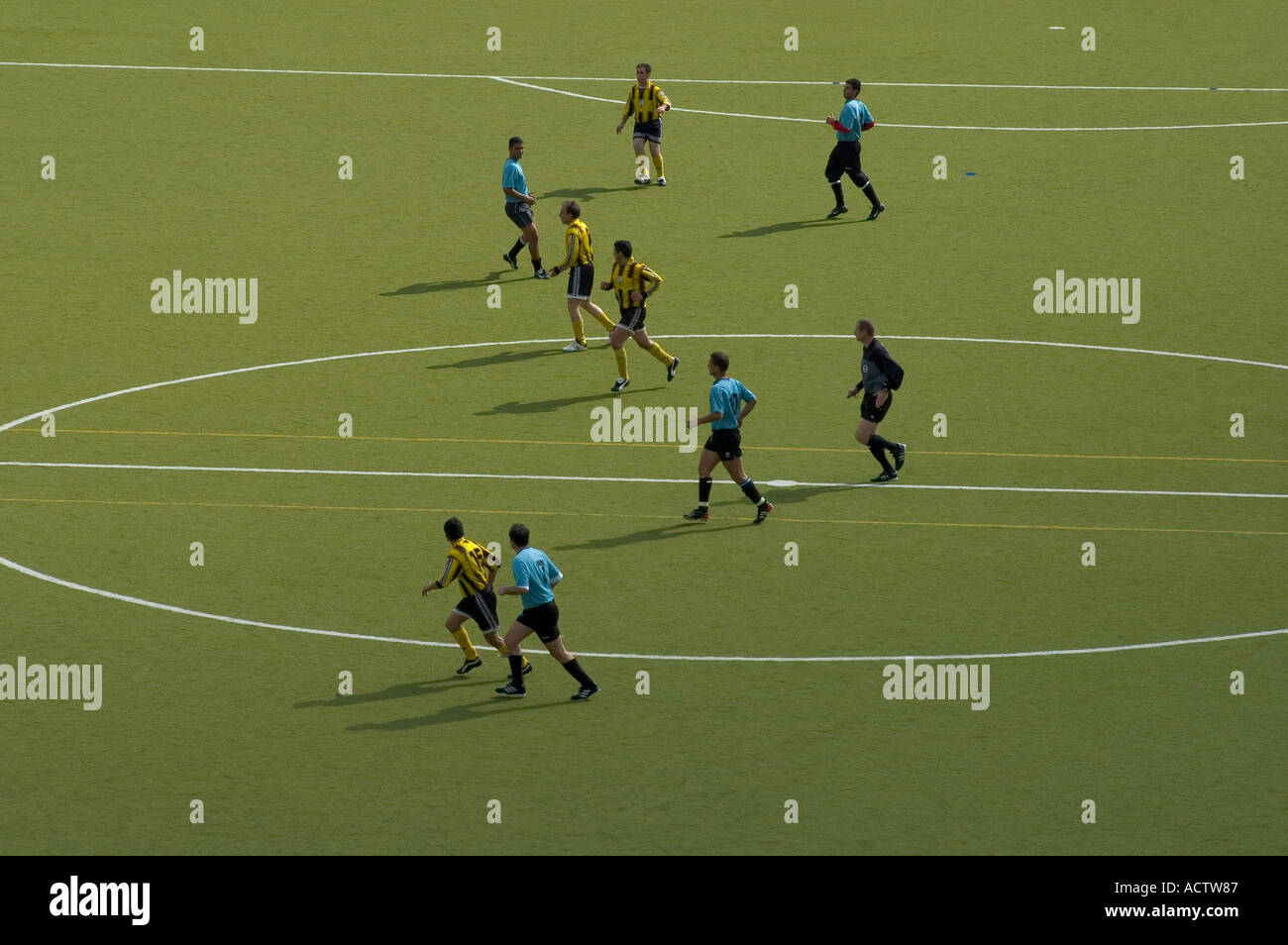 Dove si trova la palla partita di calcio Foto Stock