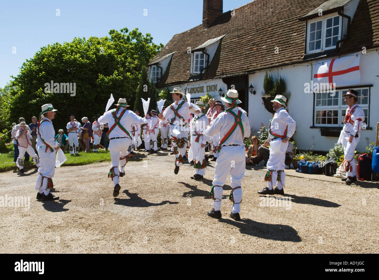 Inghilterra folklore danza tradizione Regno Unito. Thaxted Morris Dance Festival. Morris danzante tradizionale danza country inglese. Thaxted, Essex, 2000 anni Foto Stock