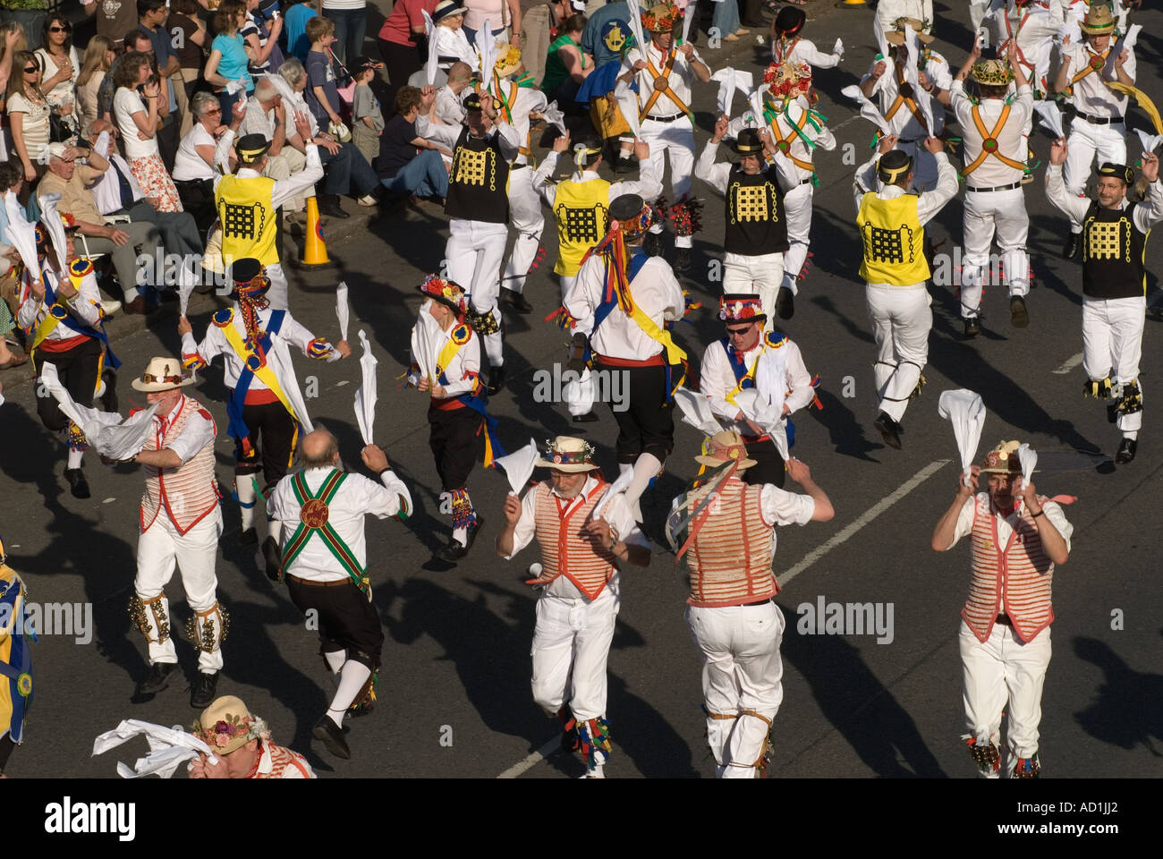 Festival annuale di danza Morris, tradizionale danza country inglese. Thaxted, Essex, Inghilterra Regno Unito 2000s 2006 HOMER SYKES Foto Stock