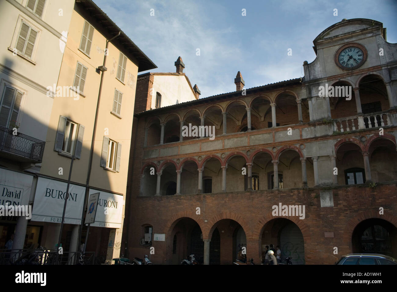 Broletto, Pavia municipio della città vecchia, l'Italia Foto stock - Alamy